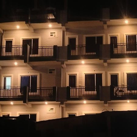 Chandra Palace Rishīkesh Exterior foto